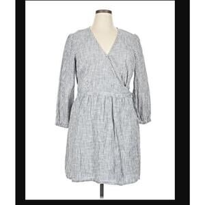 Old navy wrap dress size large